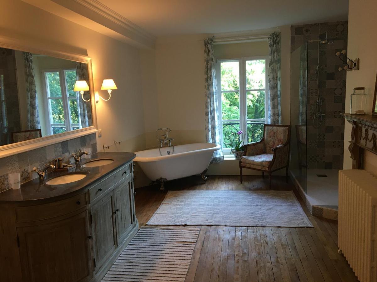 Chateau De Corcelle - Chambres Et Table D'Hotes Chatenoy-le-Royal 外观 照片
